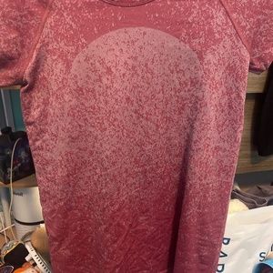 Lululemon swiftly tech short sleeve